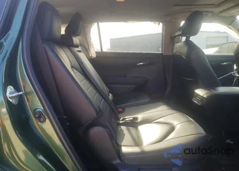 2023 Toyota Highlander L z USA, uszkodzony, nr VIN 5TDKDRBH2PS500236